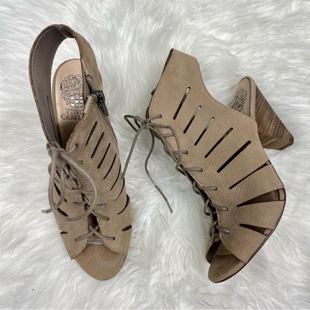 Vince Camuto tan open toe heel sandal 6.5 M Laced-up, sling back.